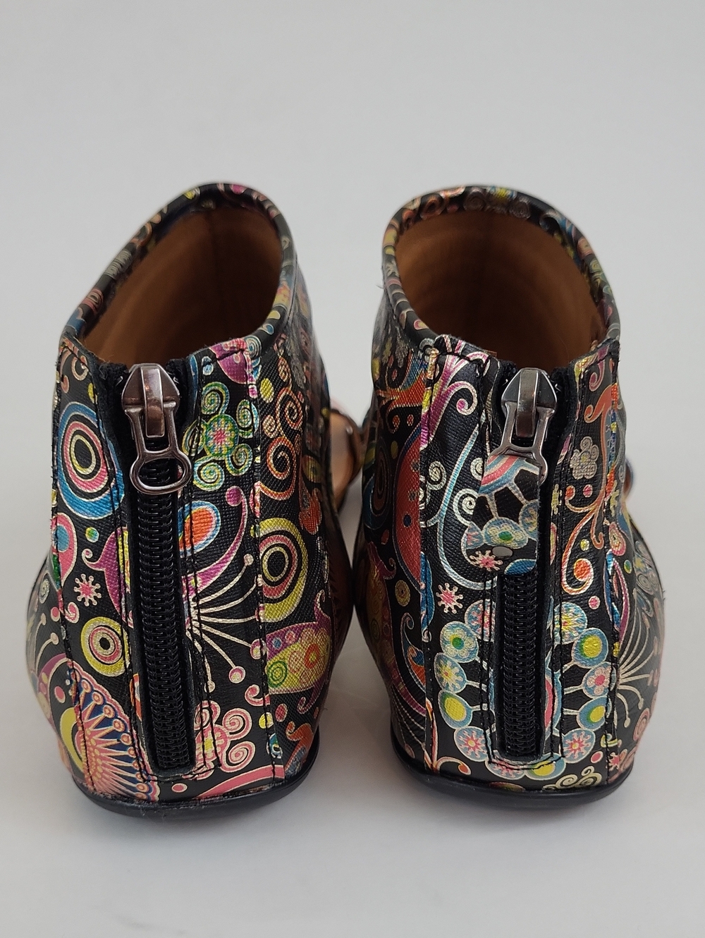 Embassy London Downtown Sandals Size 39 / US 8 *Flawed* - Picture 9 of 16